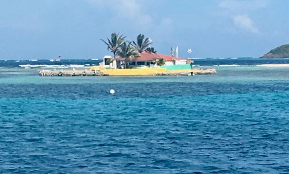 Happy Island - Union - St Vincent les Grenadines