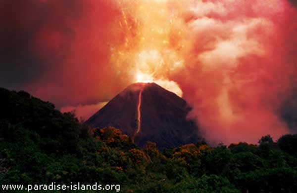 Soufrière Hills en éruption